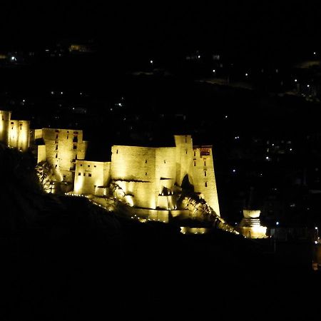 Babu Guest House Leh Dış mekan fotoğraf